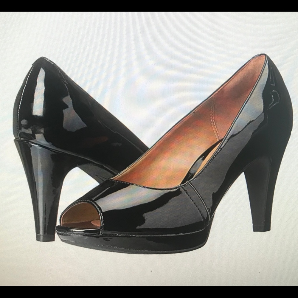 Clarks Narine Rowe Platform Pump. 9m